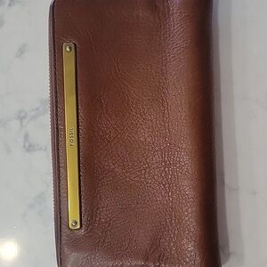 Fossil Cognac Brown Leather Clutch Wallet with Gold Detailing